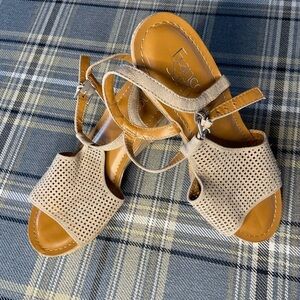 Franco Sarto Canyon Wedge Sandal-Tan